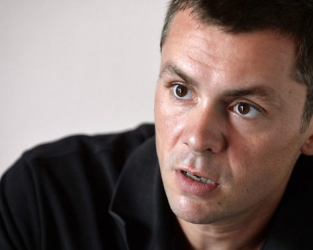 Ицо Хазарта обясни кусурите на десните политици и се отрече от тях