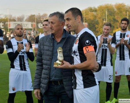 Рекордът е факт! Георги Илиев играе мач номер 455!