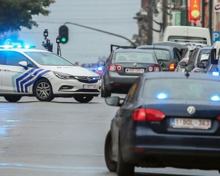 Отново: 12 мигранти бяха открити в хладилен камион в Белгия