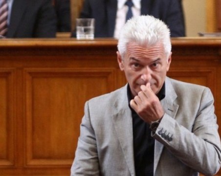 Парламентът прекрати пълномощията на Лиляна Павлова, Сидеров вече не е депутат