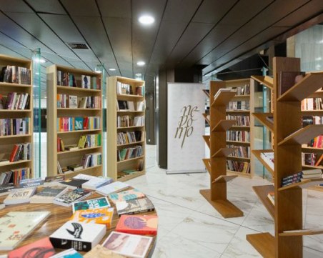 Продавач задигна 2 бона от касата на клуб 