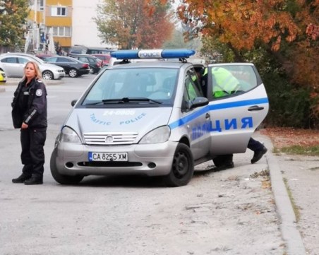 Софиянец хвана полицаи в крачка, отнесе два акта заради забележка