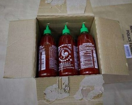 Маскираха метамфетамини като лют сос, арестуваха четирима