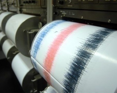 Силен трус разтресе Албания