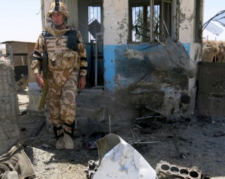 База с български военни е била обстрелвана с ракети