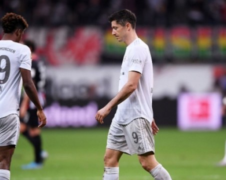 Червен картон доведе до разгром на Байерн в Бундеслигата