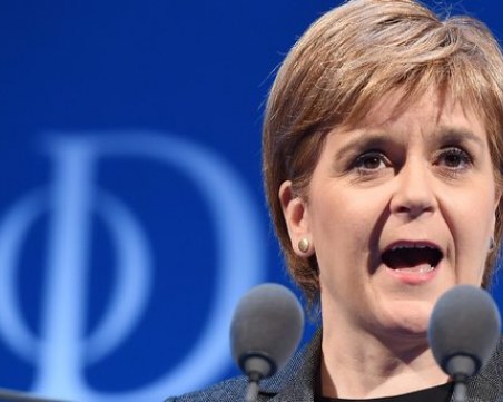 Хиляди шотландци поискаха отделяне от Великобритания