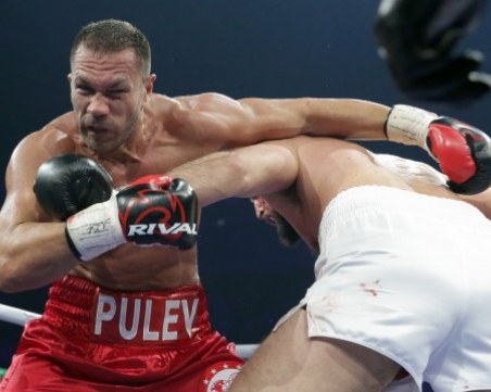 Кобрата с шанс за световна тила, без да се бие с Джошуа или Руис