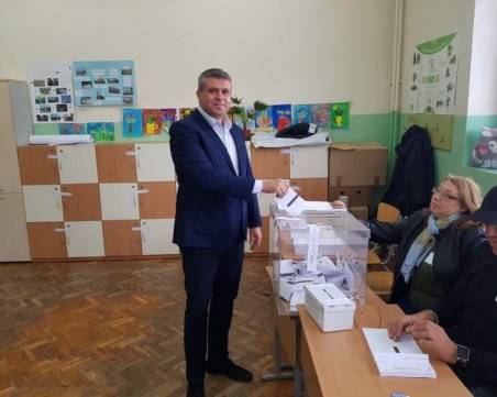 Стоян Алексиев: Гласувах за бъдещето, за надеждата, за децата ни!