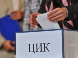 Сигнал: Кандидат за кмет си разменя списъци с пастор край Пловдив, в Ягодово возят роми до секциите