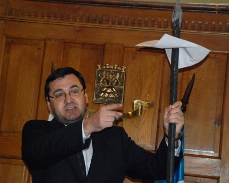 Пловдивчани нямаше как да изберат кмет, живеещ в миналото, без визия за бъдещето