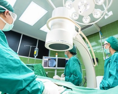 Половината българи се страхуват да не предизвикат съдбата, ако станат донори на органи