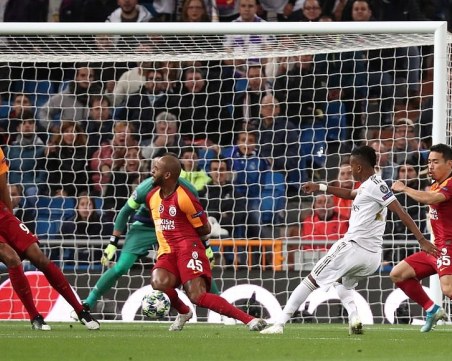 Реал избухна с шестица срещу Галатасарай