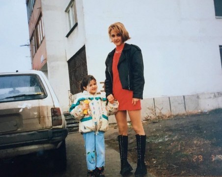 Дъщерята на Весела Тотева с трогателно писмо: Мамо, благодаря ти за любовта