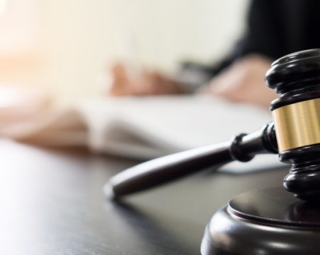 Осъдиха мъж, държал в плен жена в Кърджали