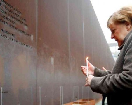 30 г. след падането на Берлинската стена: Меркел призова Европа да брани свободата