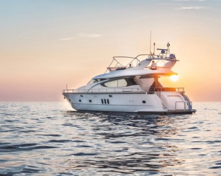 Богаташите вече не си купуват яхти