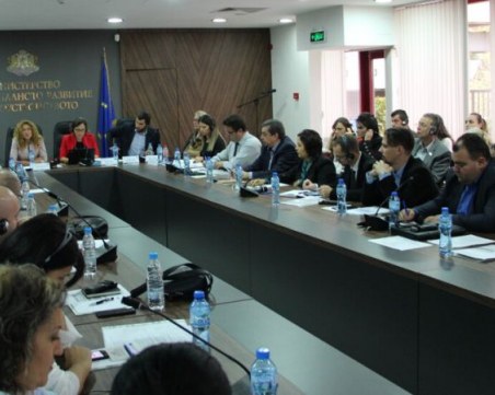 ЕС дава 100 000 евро за предприятия в граничните области на България и Сърбия