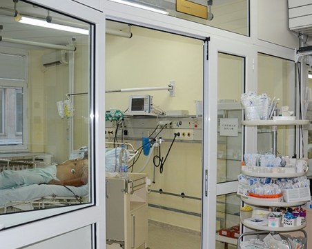 Намушканият в София мъж е с опасност за живота, изгубил близо литър кръв