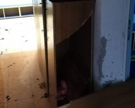 Загубата боли! Изпотрошиха съблекалнята на Марица