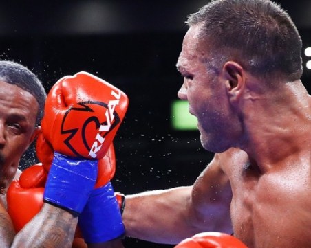 Кобрата доволен от победата, чака битката за световната титла