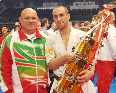 Съдиите оставиха Валери Димитров 4-ти на световното