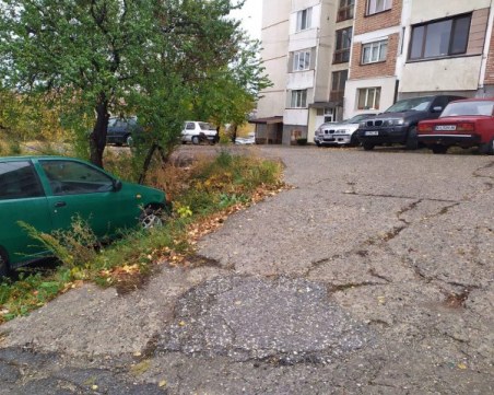 Убийството в Кюстендил e заради пари! В ареста – майка, баща и син