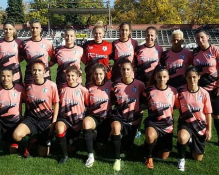 Женският отбор на Локо с нова победа