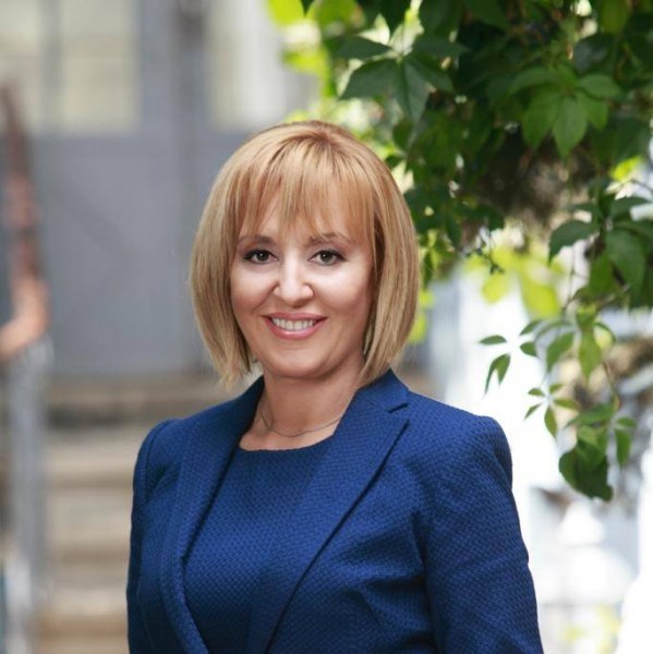 Мая Манолова и трима от неуспелите кандидати за районни кметове на БСП искат касиране на изборите