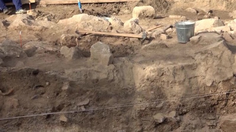 Откриха 6 гроба в  некропол край Созопол