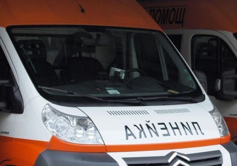 Отново агресия! Биха фелдшер на Бърза помощ във Варна
