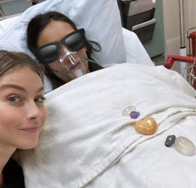 Приеха Нина Добрев в болница с анафилактичен шок
