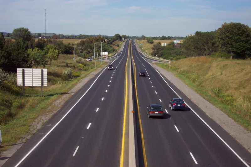 100 км/ч е максималната допустима скорост по магистралите в Холандия