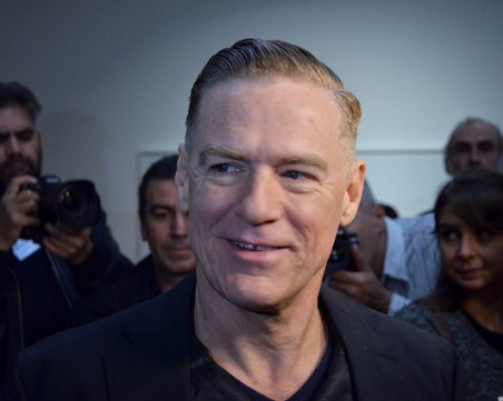 15 тира с техника пристигат в Пловдив за концерта на Браян Адамс