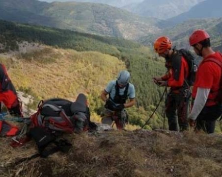Четвърти ден без следа от 64-годишната туристка в Рила