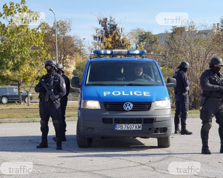 Две спецакции за наркотици в Пловдив! Арестувани са четирима