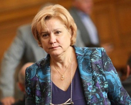 Менда Стоянова сравни Бюджет 2020 с пица с пармезан и шунка