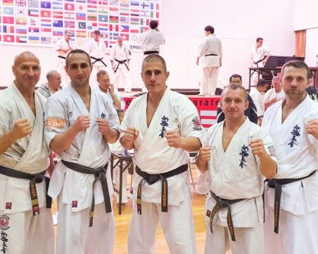 Наши каратисти защитиха високи степени на световното