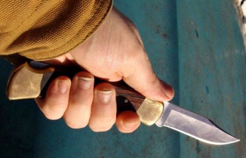 Тийнейджър заплаши с нож 13-годишно момиче в Пловдив, отмъкна й парите
