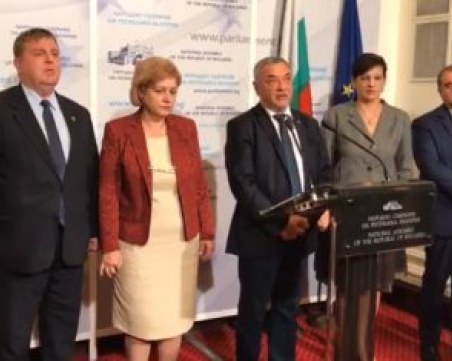 Пенсията става поне 250 лв. догодина, няма да плащат първия болничен ден