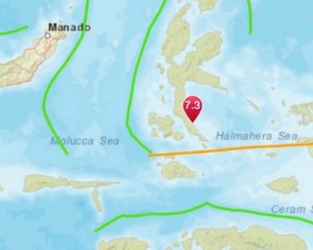 Земетресение от 7,4 по Рихтер в Индонезия! Подадоха сигнал за цунами
