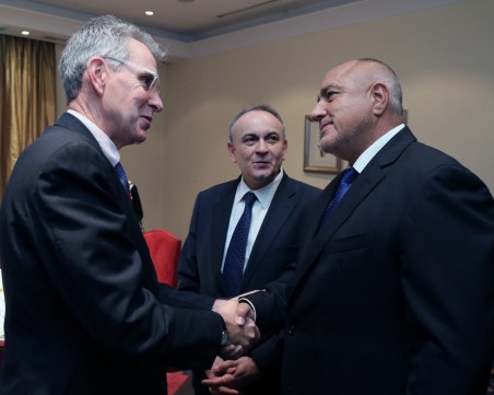 Премиерът: България ще участва с 20% в капитала за Бургас - Александруполис