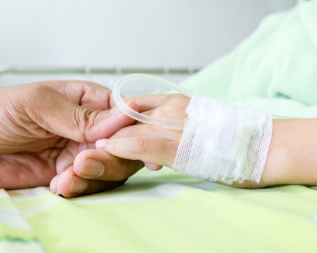 Родителите на починалото 3-годишно дете: Лекарите видяха, че умира, но ни отпратиха