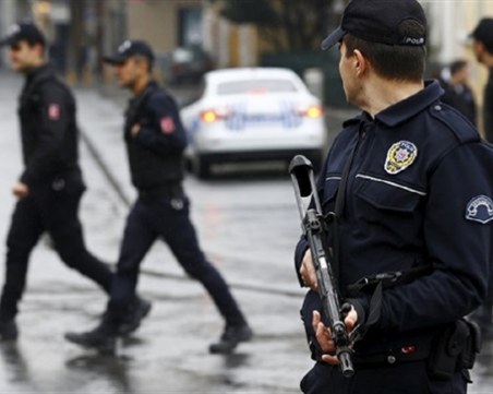 Престрелка в кафене в Одрин, 11 души са ранени