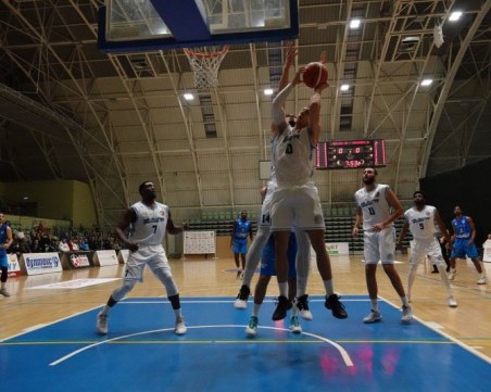 Академик Бултекс 99 с втора победа в Балканската лига