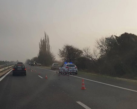 Двама мъже загинаха в тежка катастрофа на АМ Хемус