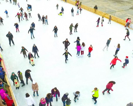 Отварят най-голямата ледена пързалка в Пловдив над 