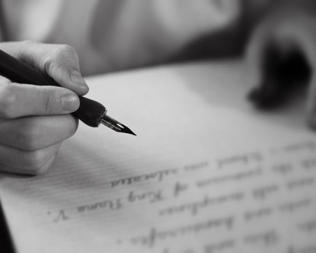 Поети журналисти представят стиховете си в Столична библиотека