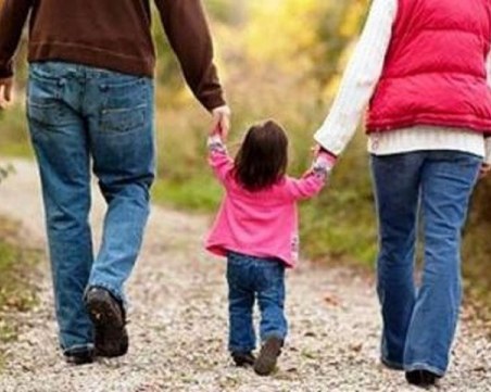 81 деца намериха приемни родители в Пловдив