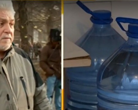 Перничани на протест: Искат оставки, щурмуваха сградата на ВиК-Перник